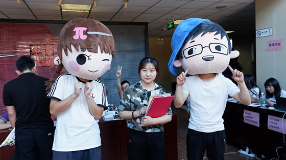 b5832bb0b6035cc4da8edfeab8c9e5bf.jpg 03.jpg